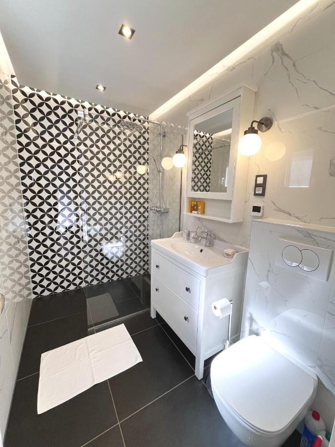 Leut Apartamento Nečujam Exterior foto