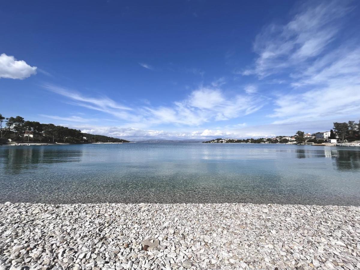 Leut Apartamento Nečujam Exterior foto